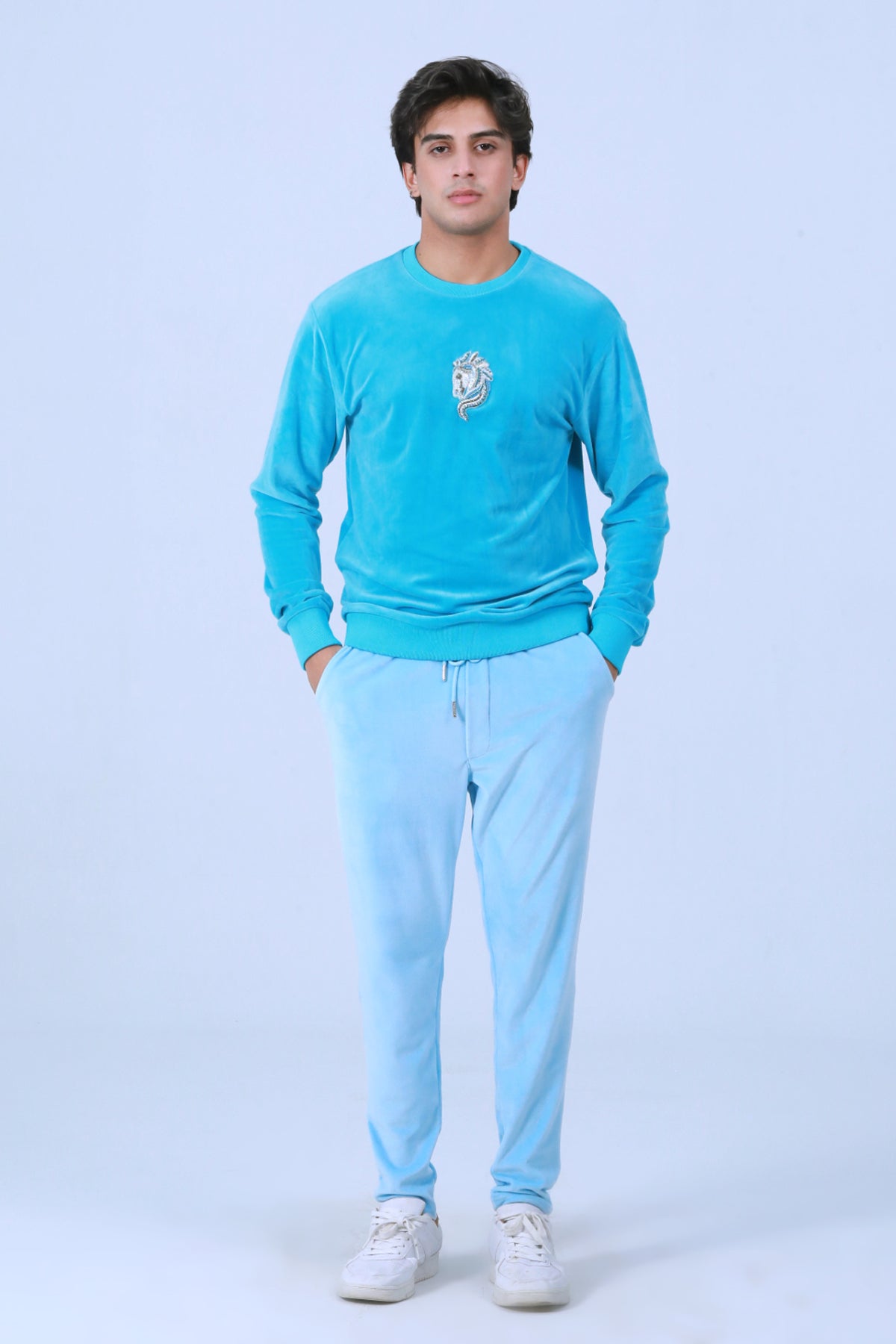 EMBELISHED VELOUR SWEATSHIRT - Brackets