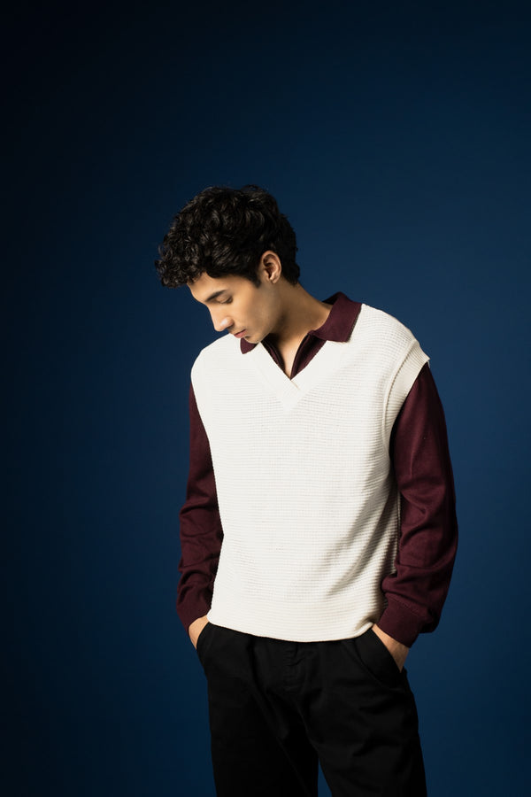 Knitted Sweater Vest - Brackets