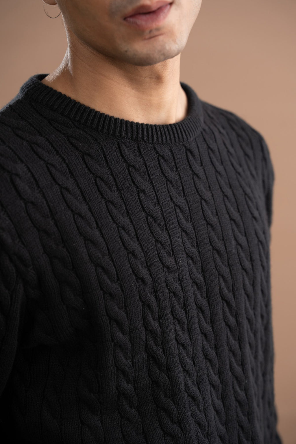 Cable Knitted Sweater - Black
