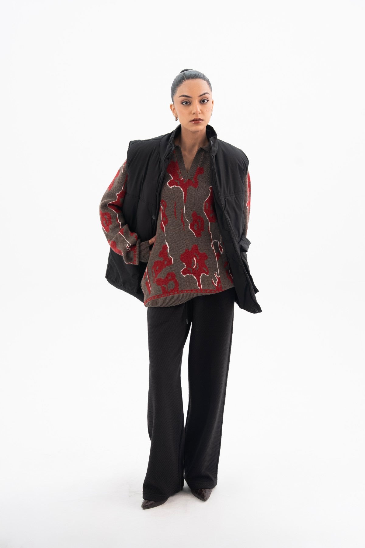 Sleeveless Puffer Jacket - Phantom  Black - Women Main image