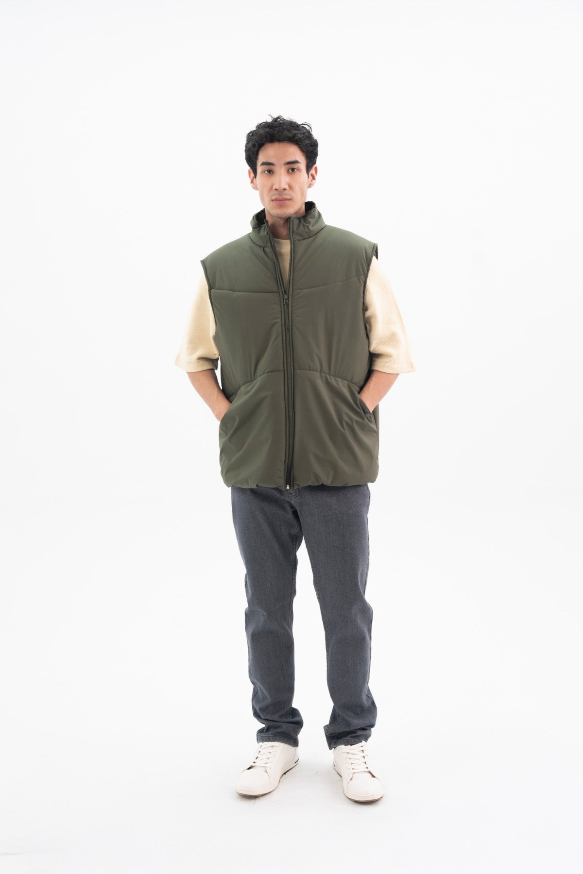 Sleeveless Puffer Jacket Secondary image