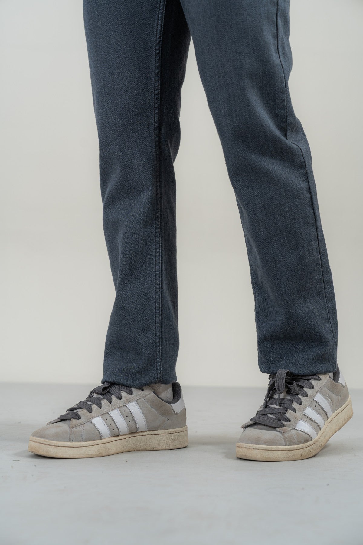 Grey Denim Jeans Secondary image