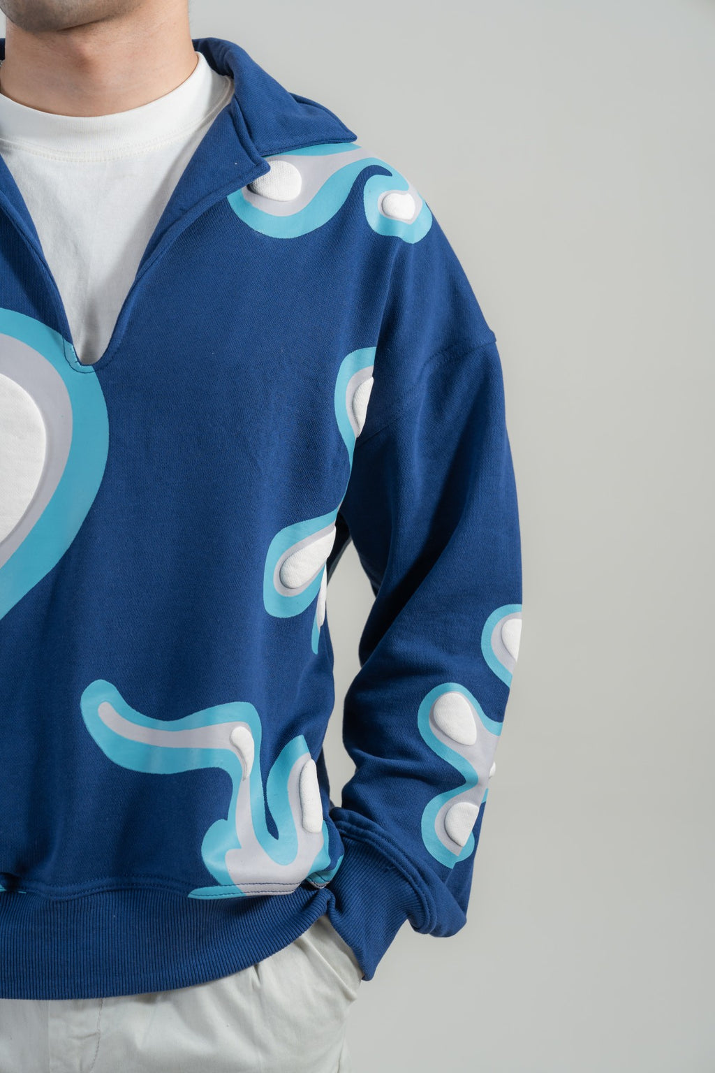 Splash Resort Neck Sweatshirt
