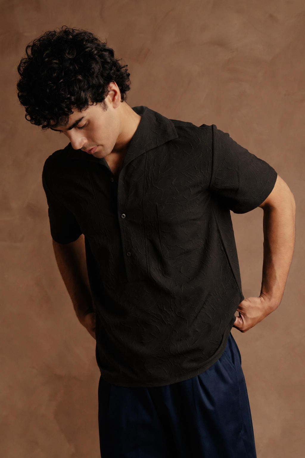 RESORT Collar Half Sleeves -  Black