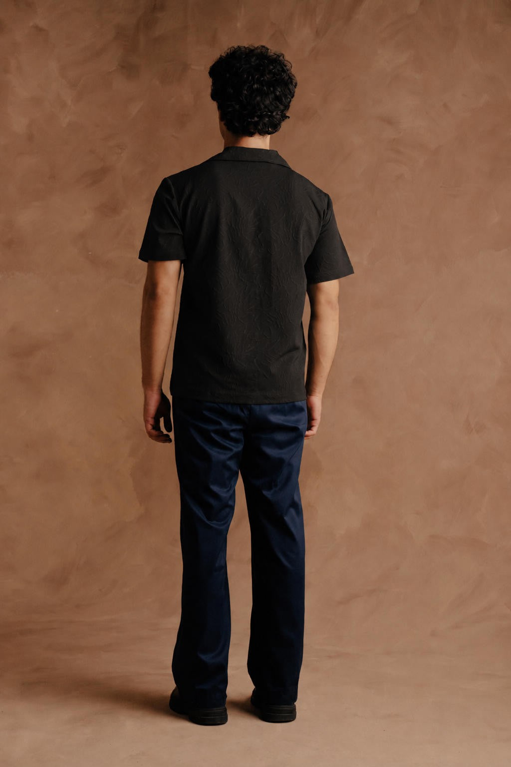 RESORT Collar Half Sleeves -  Black