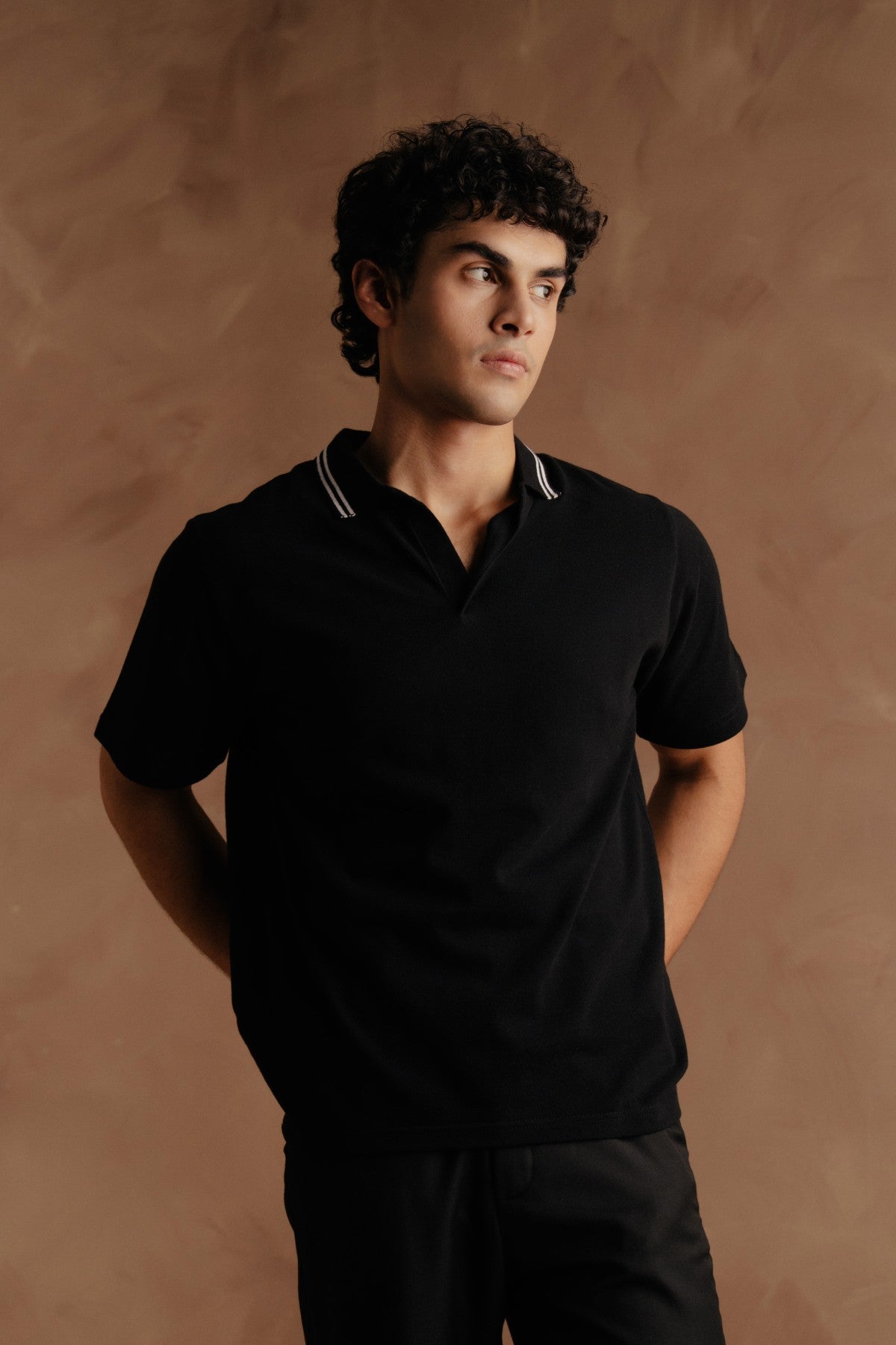 Polo Collar Line with Back Print - Black