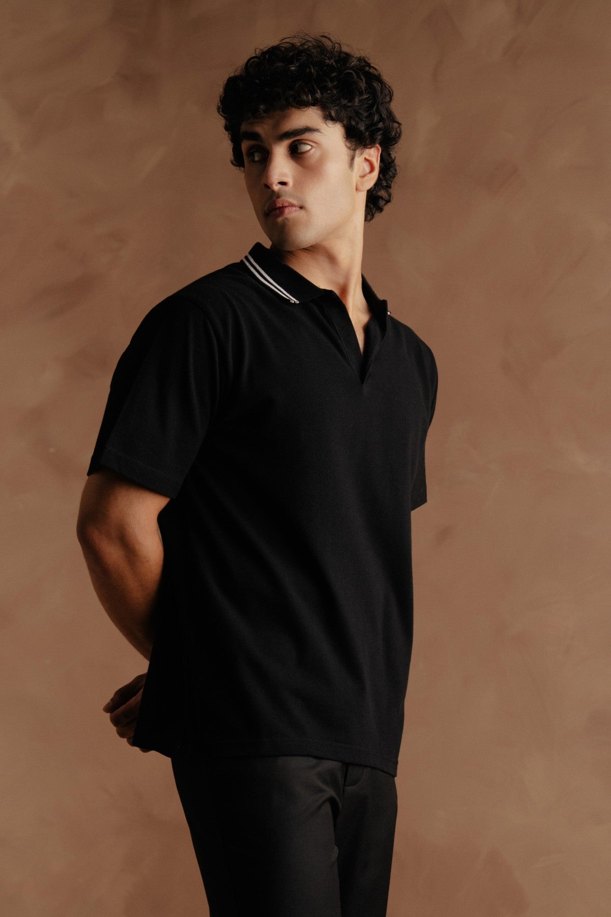 Polo Collar Line with Back Print - Black