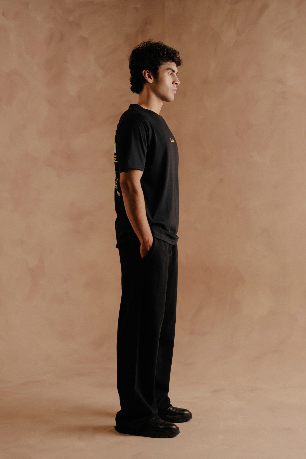 T-Shirt With Back Print - Black