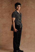 Knitted Casual Shirt Black & White