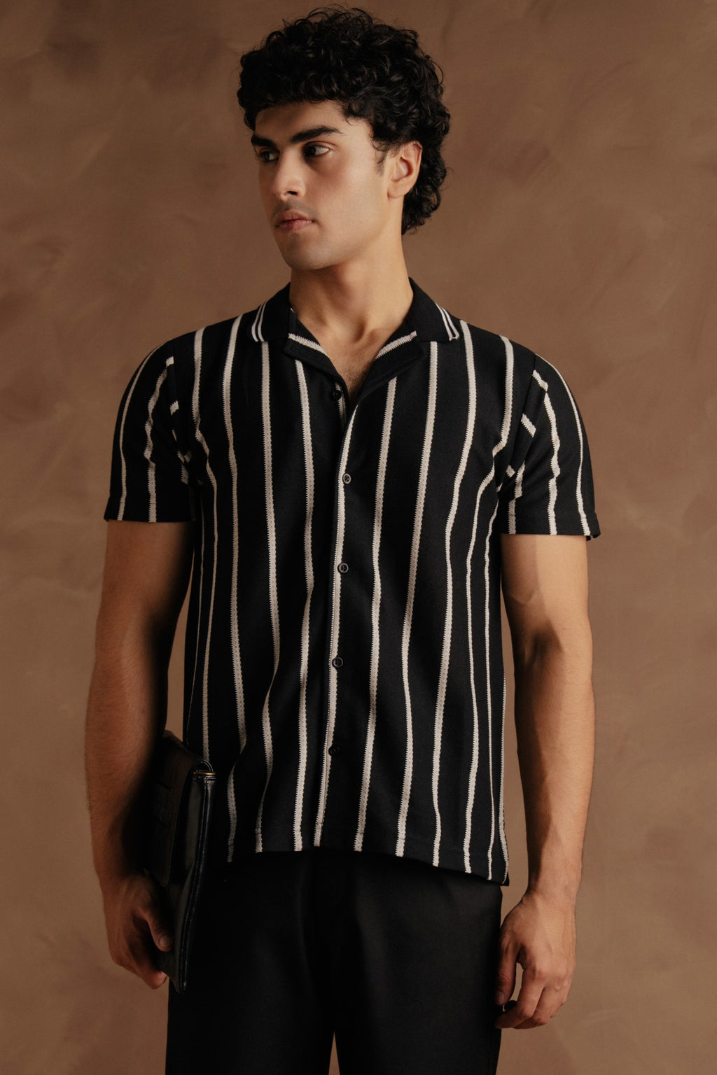 Knitted Casual Shirt Black & White