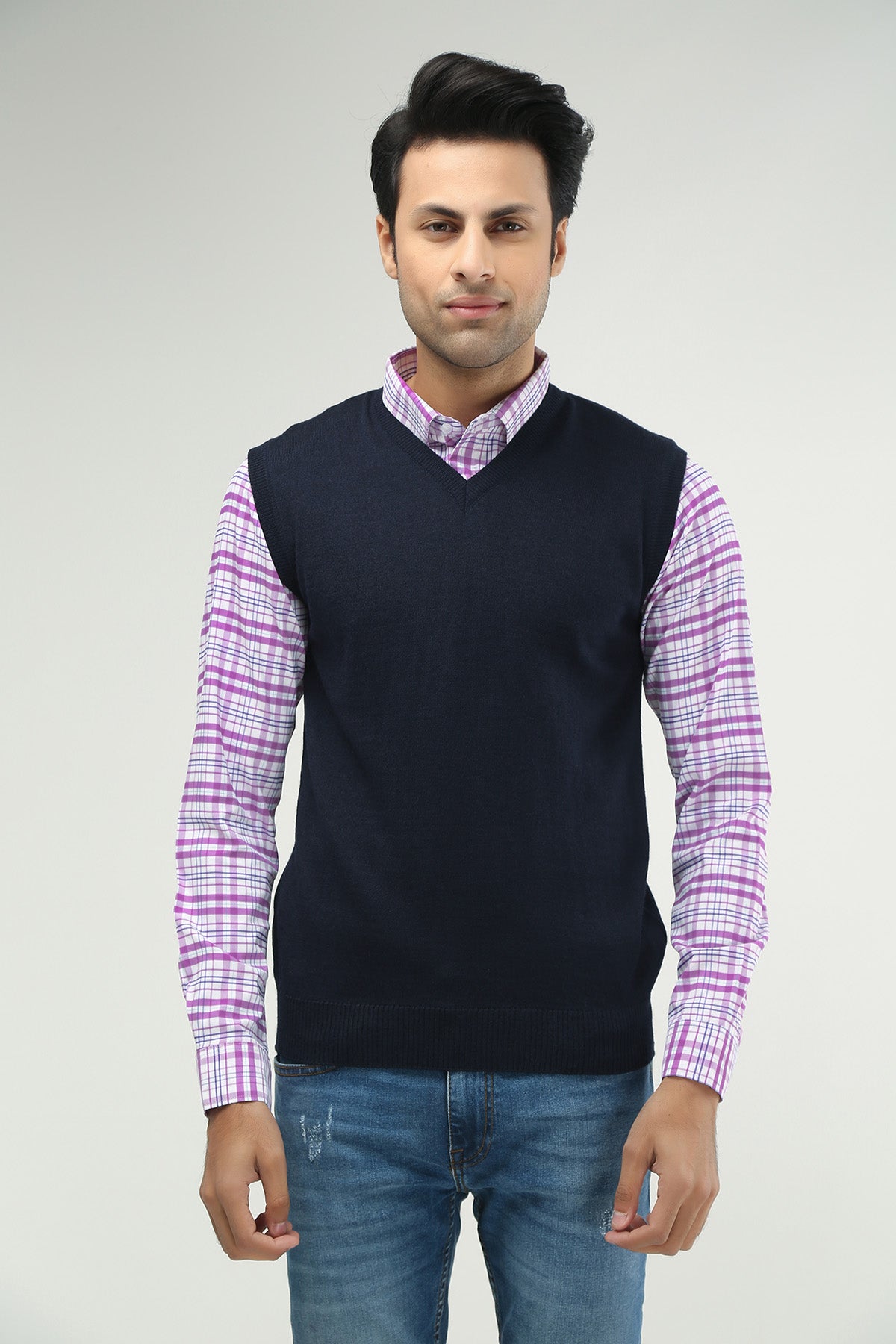 SWEATER VEST - Brackets