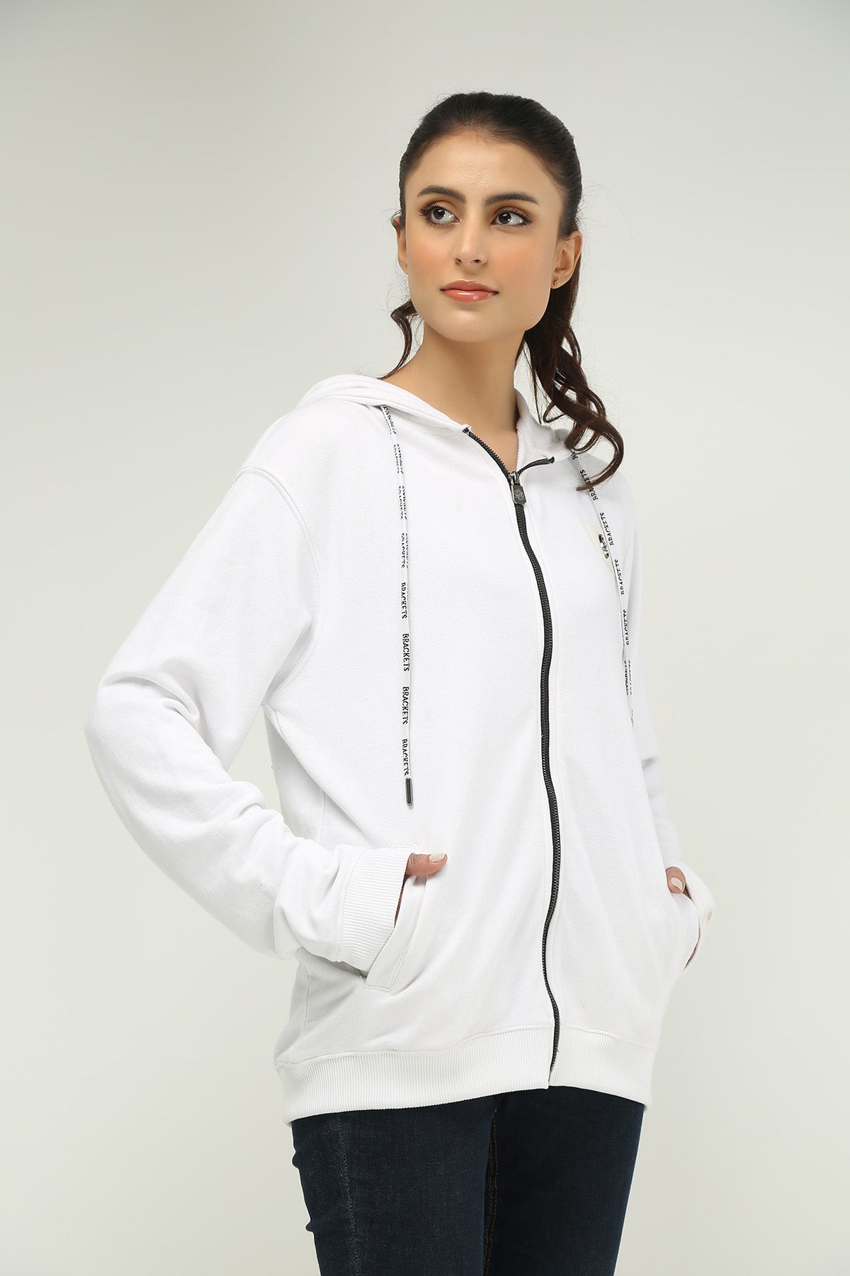 UNISEX OUTERWEAR ZIPPER - Brackets Main image