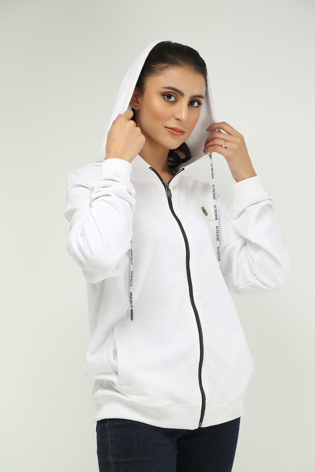 UNISEX OUTERWEAR ZIPPER - Brackets